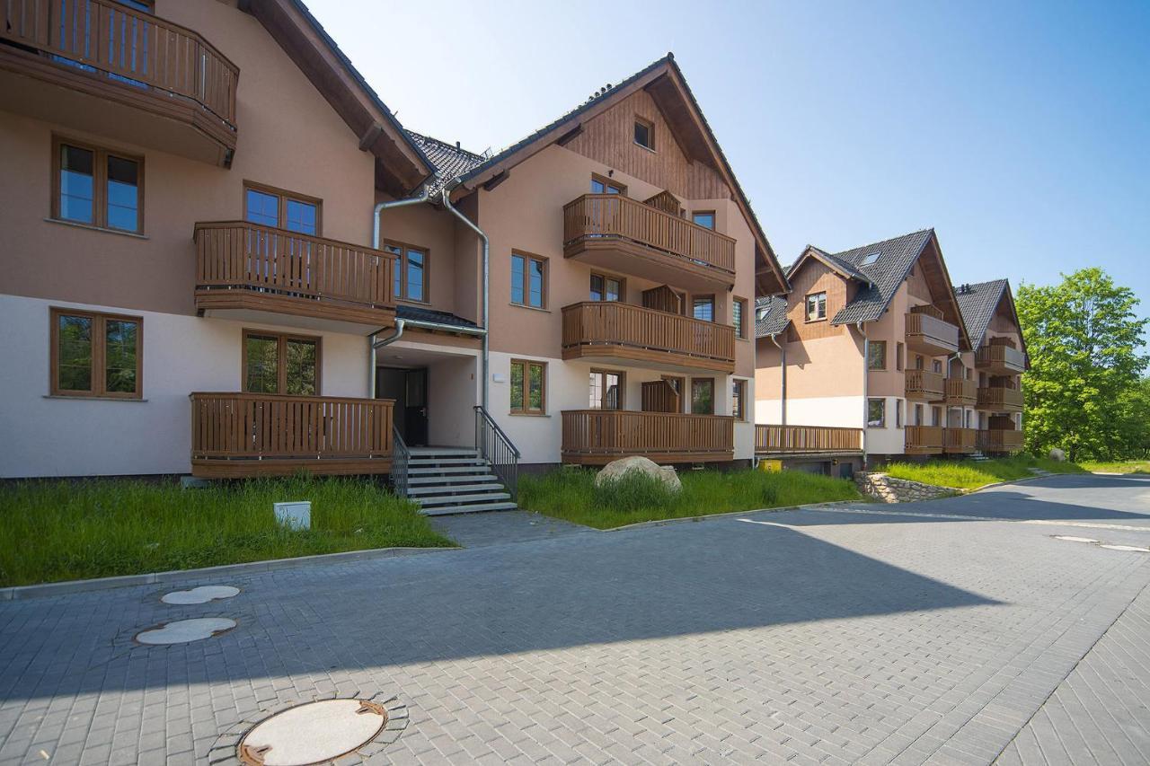 Apartamenty Sun Seasons 24 - Nad Lomnica 14 Centrum Karpacz Luaran gambar